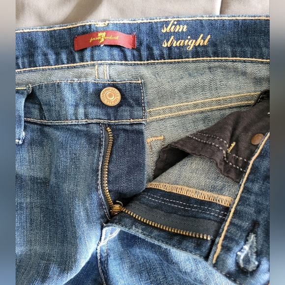 ✨️HP✨️7 For All Mankind | Blue Denim Slim Straight Leg Jeans (SIZE 27) - Picture 5 of 9